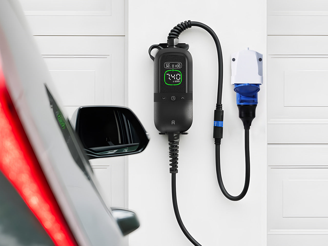 Rheidon PC200 Pro — One charger. Every socket in Europe